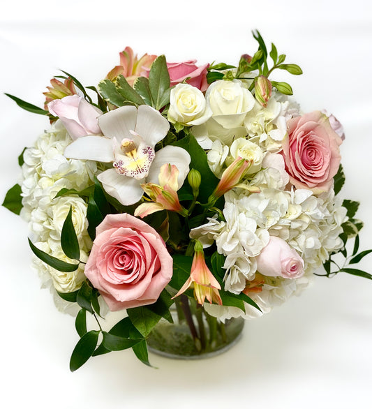 Pale Pastel & White Hydrangea Centrepiece